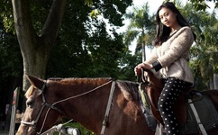 男朋友总是吃我的奶奶